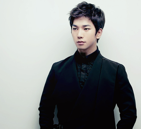 G-O-go-mblaq-32192291-465-425