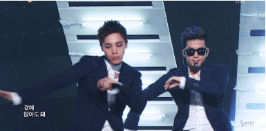 GO and Maknae Smokey Girl